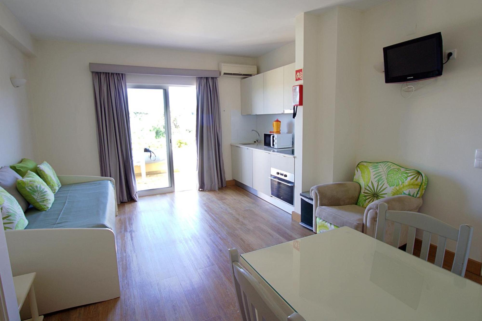 Wot Algarve Hotel Almancil Bagian luar foto