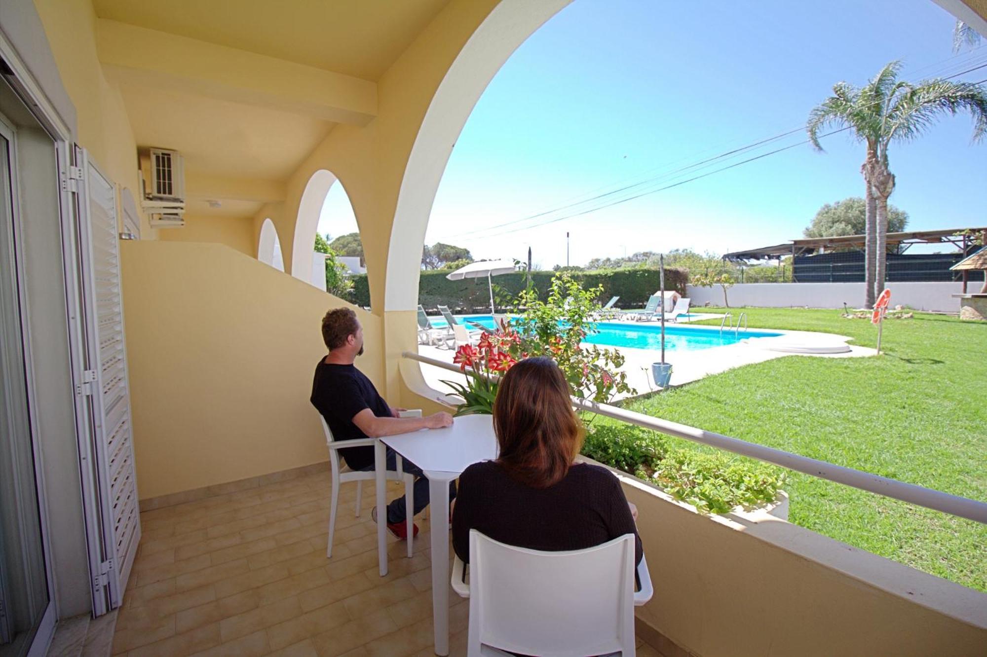 Wot Algarve Hotel Almancil Bagian luar foto