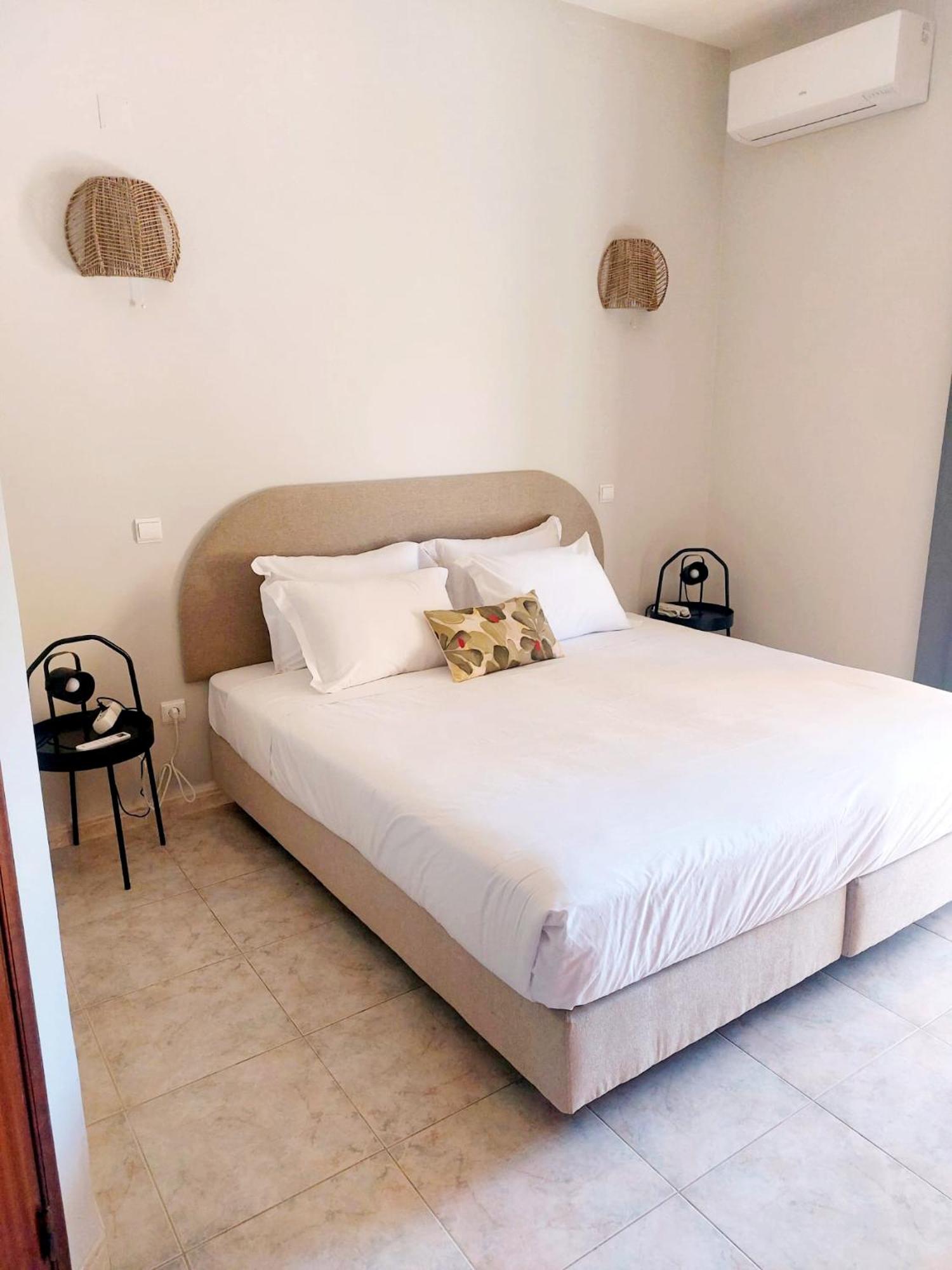 Wot Algarve Hotel Almancil Bagian luar foto
